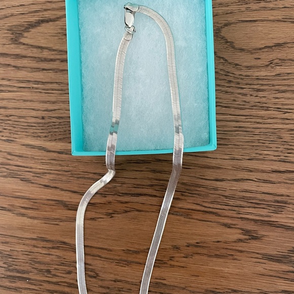 Elegant Snake Silver Necklace. 925 Silver from Italy. - Picture 4 of 4